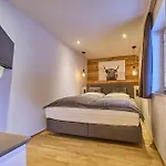 Eastside 8
