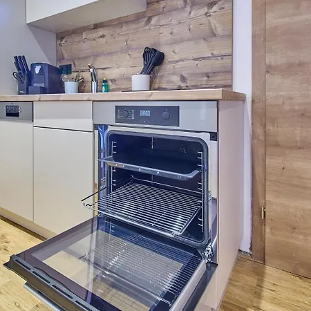 Appartement Eastside 8 *