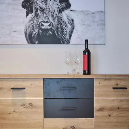 Appartement Eastside 8 *