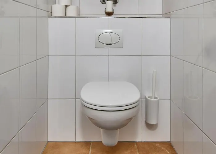 Eastside 8 Apartmán *